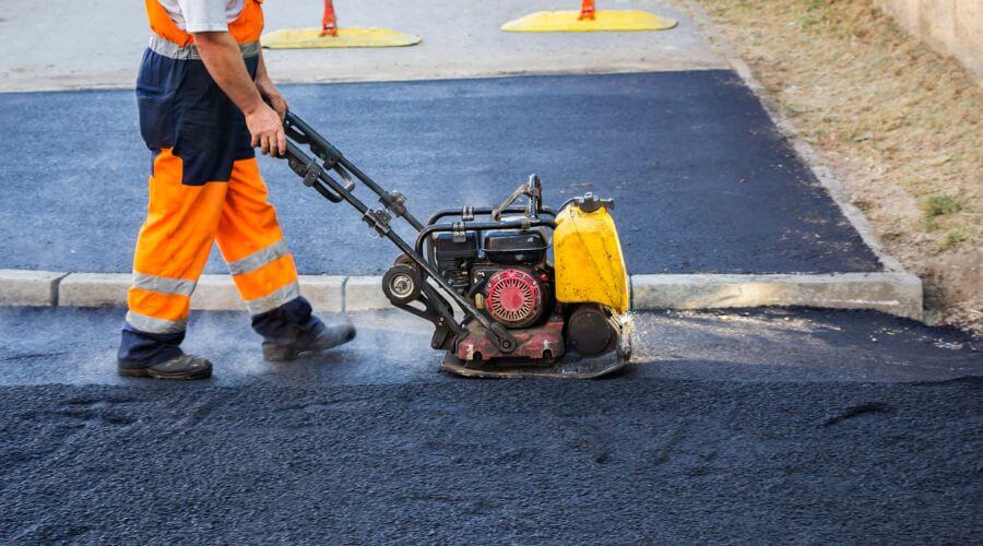 Professional gutter cleaning in Concho, OK